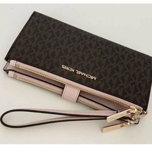 Michael kors wallet brown with pink MK logo Estampada